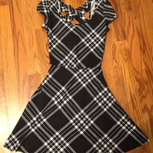 Short flowy patterned dress